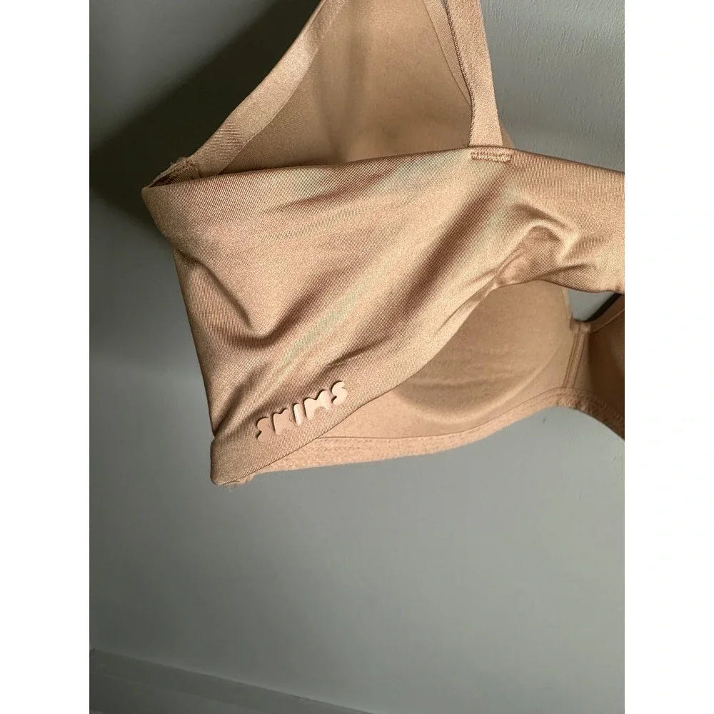 SKIMS 36C Natural Comfort Revolution Underwire Bra Smooth Seamless T-Shirt Bra - Picture 3 of 9